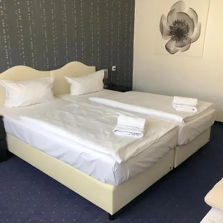 Royal 3* Hanau